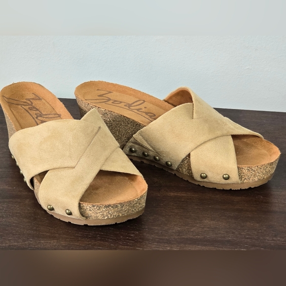 Zodiac Mila Wedge Samdals Women's Size 8M - Picture 2 of 11